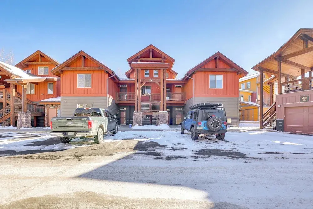 Blue River Townhome Unit D6