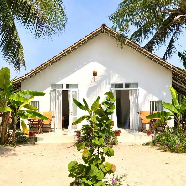 Robinson Beach Bungalow
