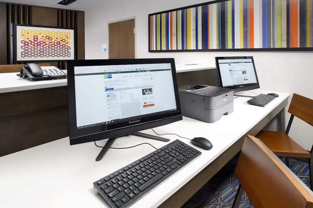 Holiday Inn Express & Suites New Braunfels