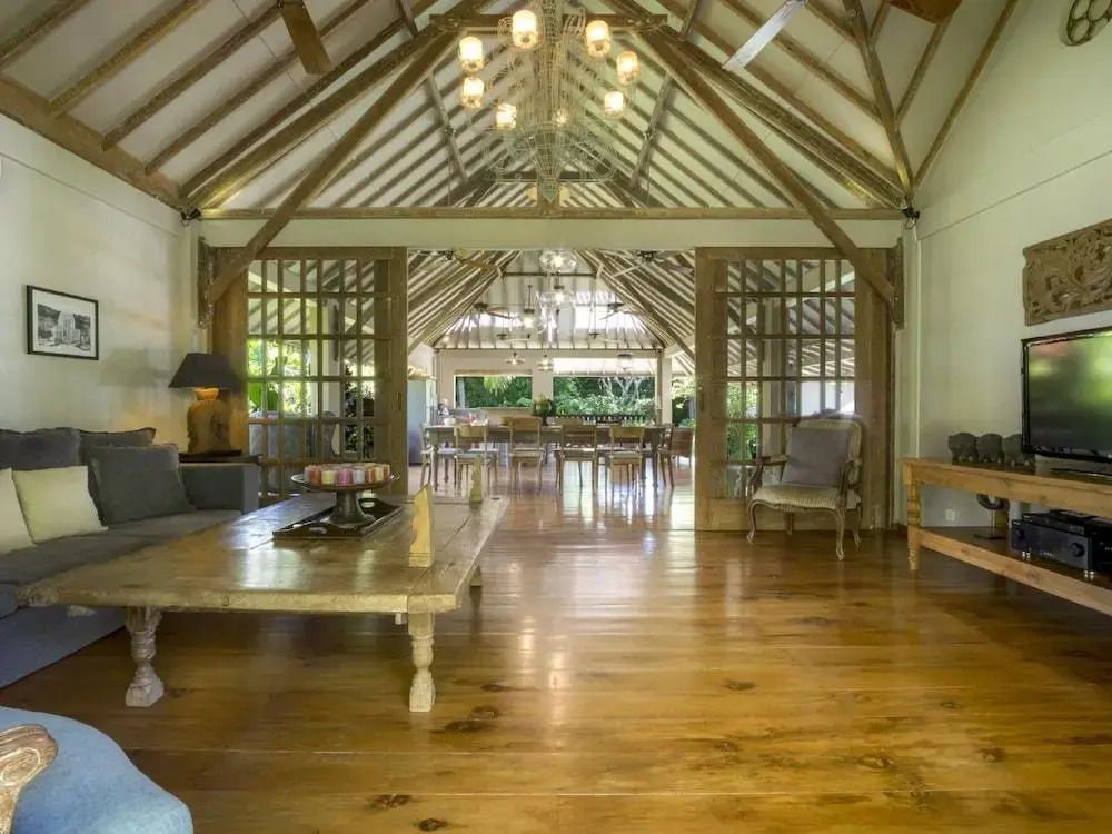 Villa Koyama by Villa Finder