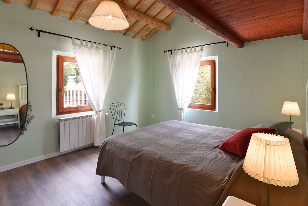 Historic House With Swimming Pool, Barbecue, gym in Senigallia - The Quercia
