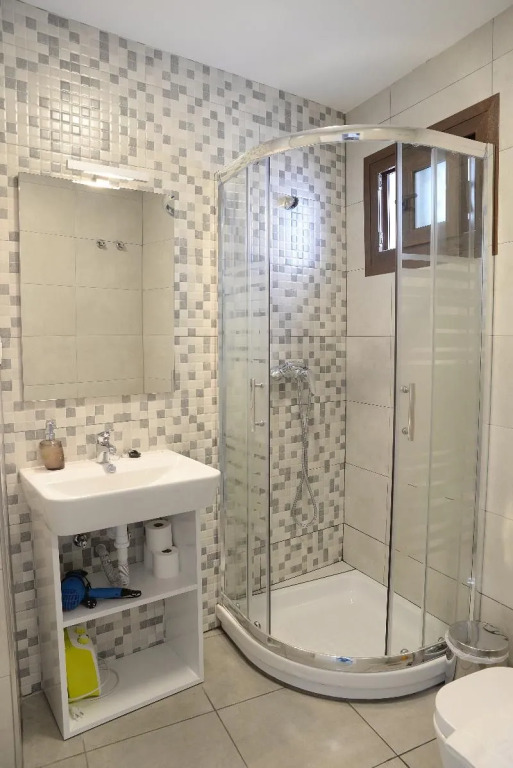 Apartamentos Mesones 18 3000