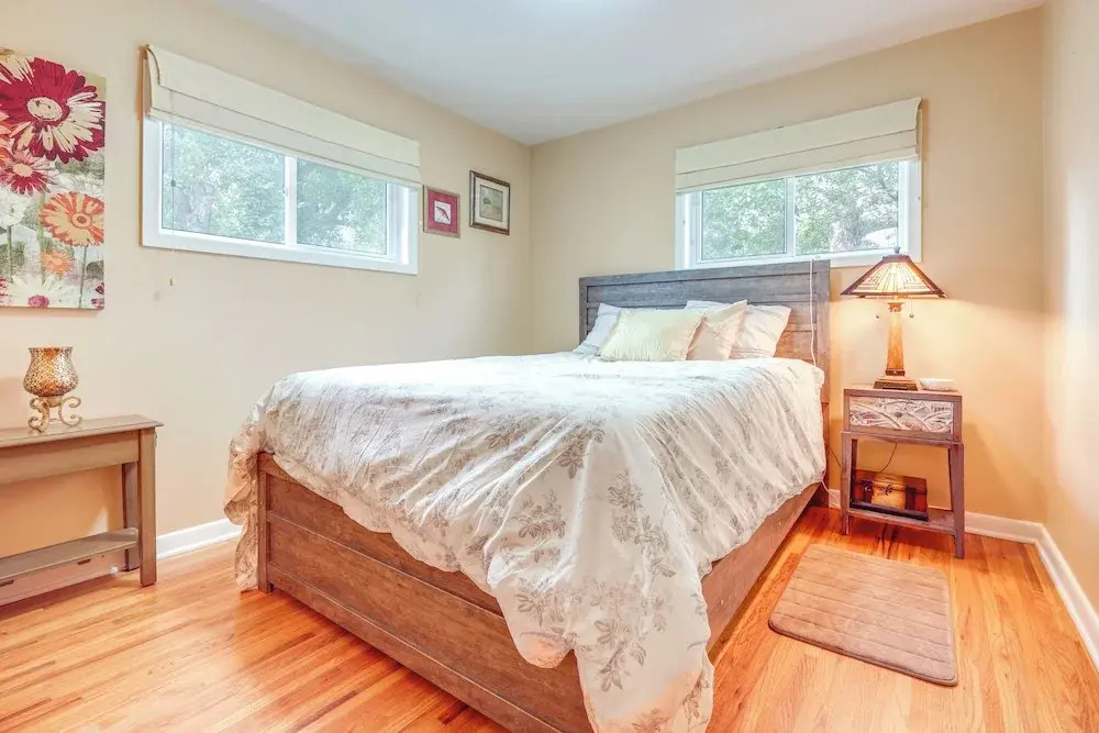 8 Mi to Lake Bowdoin: Pet-friendly Family Home!