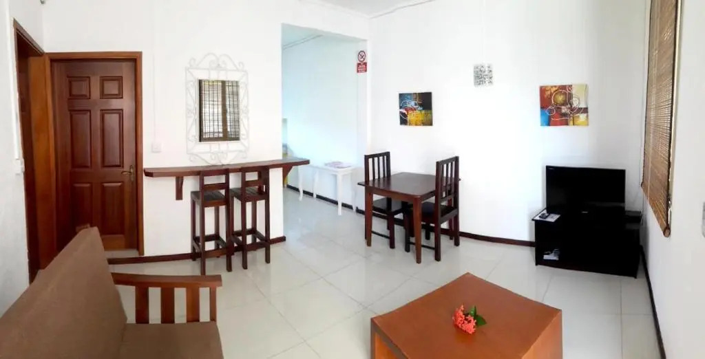 Apartment With one Bedroom in Pereybere, With Pool Access, Terrace and