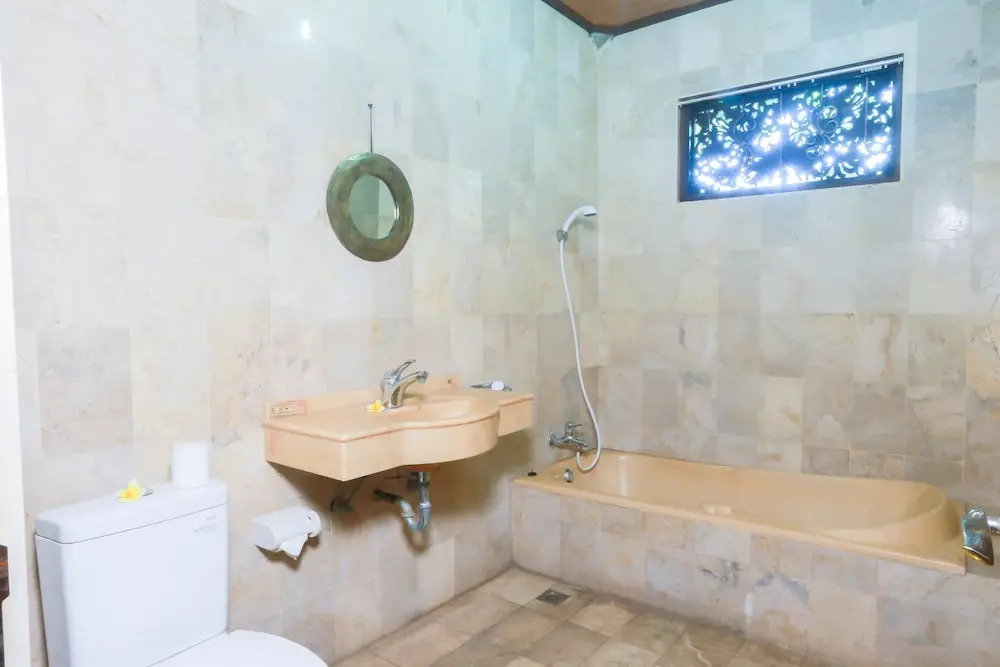 Nyoman Ada Resort