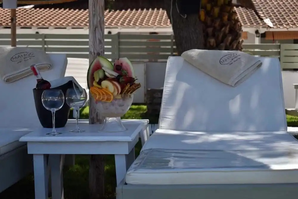 Mango Hotel