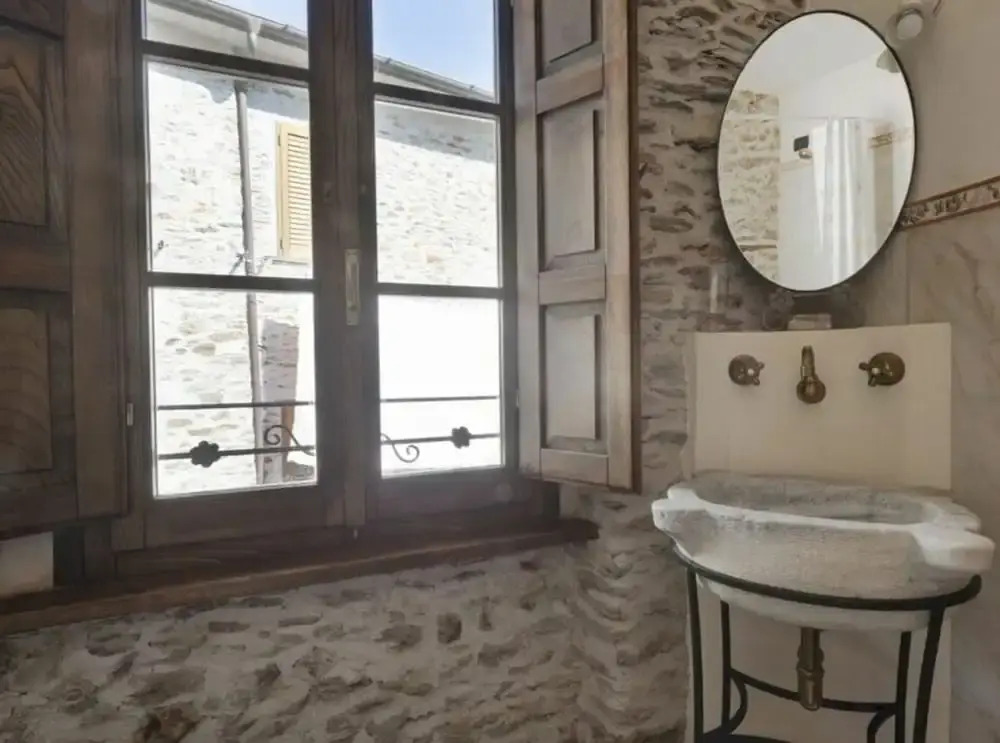 Terrinca Suite by Mmega