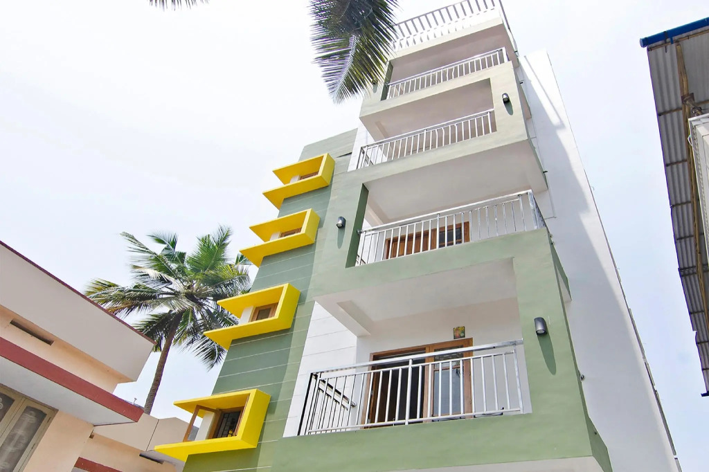 OYO 80777 Rajamandiram