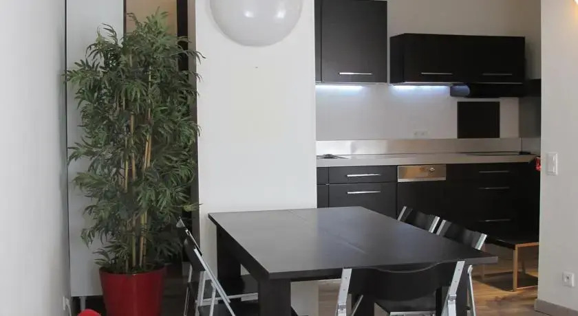 2 Pièces contemporain dans la Vieille Ville