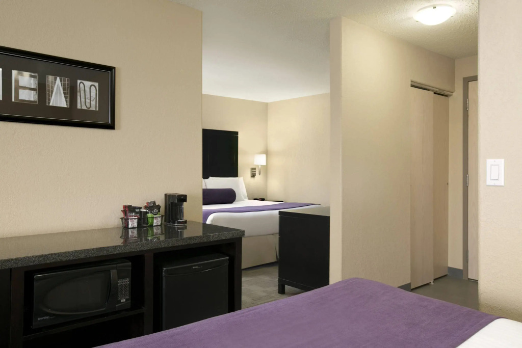 Days Inn by Wyndham Regina