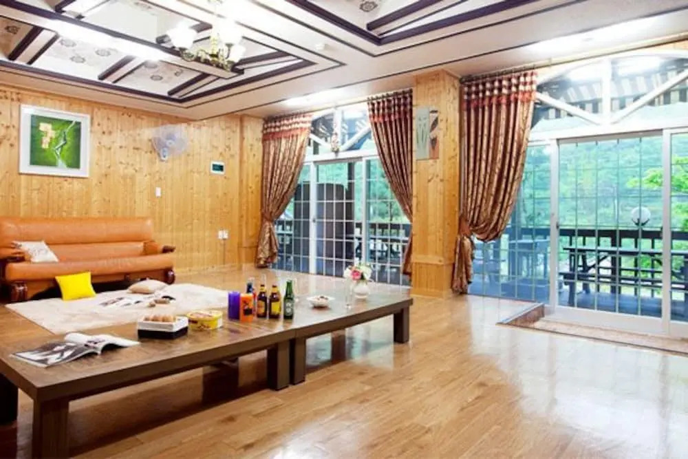 Baenae-gol Mi-ru Pension