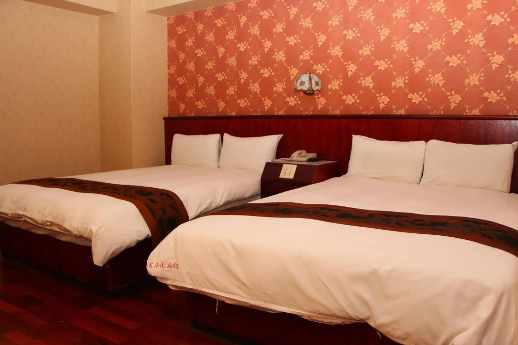 Gene Long Haiy Att Hotel