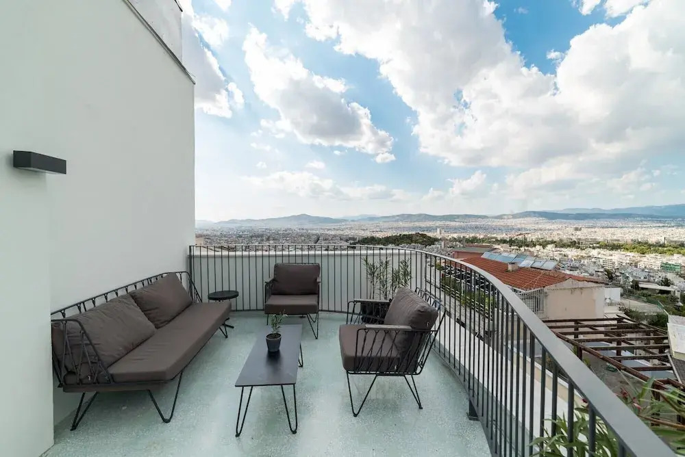 Zoia The Hill 9 Athens City Center