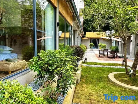 Yangshuo Landscape Qiyuan Courtyard House (Ten-Mile Gallery Yulong River)