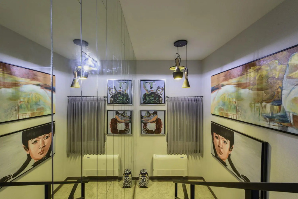 Chala Number 2 Art and Gallery