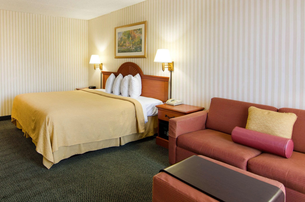 Quality Inn Near Joint Base Andrews-Washington Area