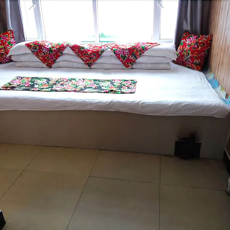 Wuchang Xuegu Another Home Hotel