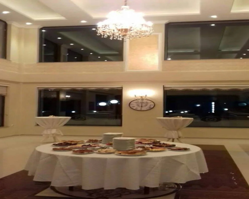 Nafron Hotel