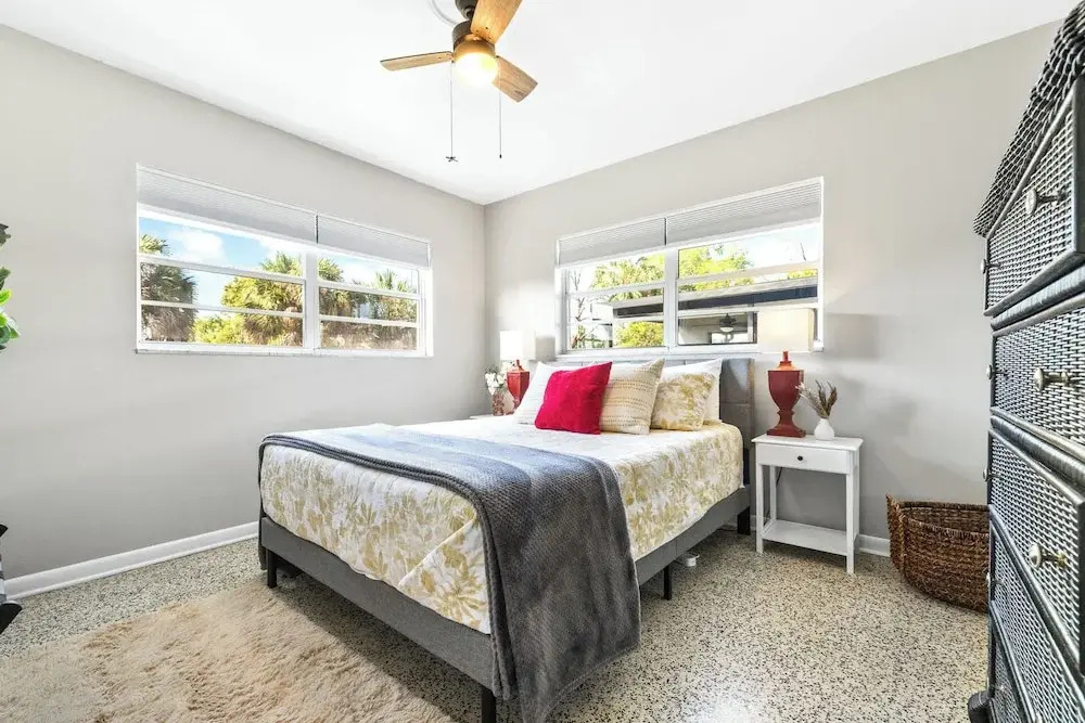 Sunny Side Up A Charming Retreat!