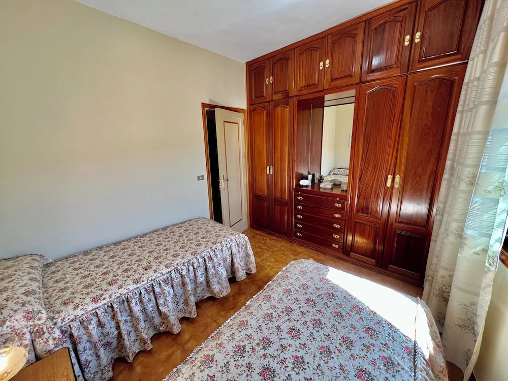 Alma Hostel