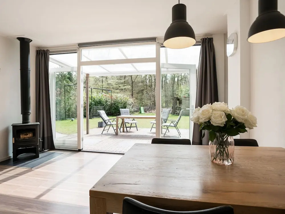 Secluded Bungalow in Laag-soeren With Garden