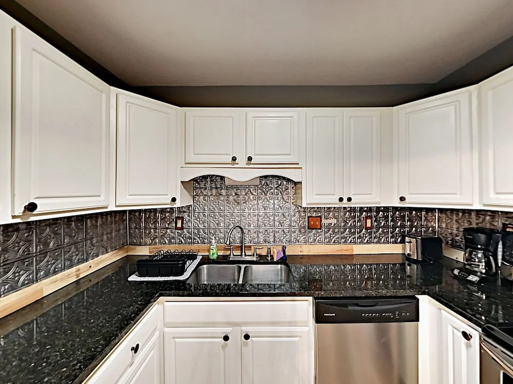 40 Fletcher - 3 Br Home