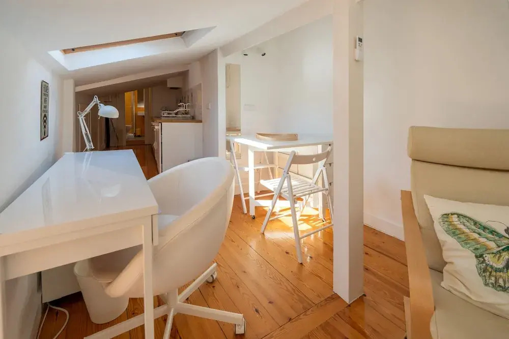 Bairro Alto Tiny Studio by Homing