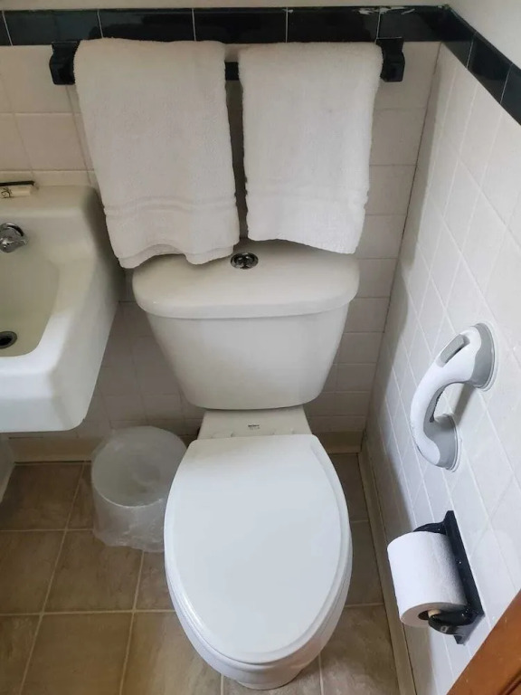 Golden Gate Lodging
