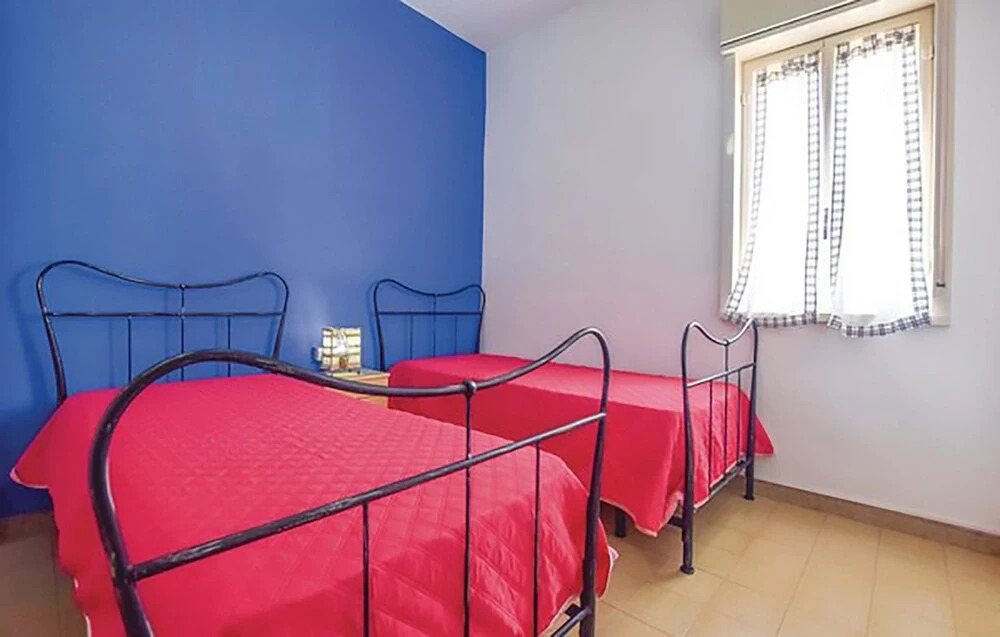 Apartment With 2 Bedrooms in San Giorgio, With Wonderful sea View, Enc