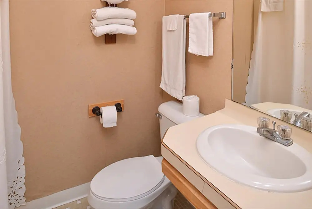 Cruise Inn RV Park and Lodging