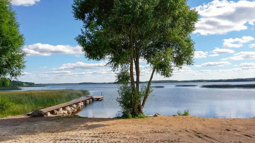 Озеро Врево