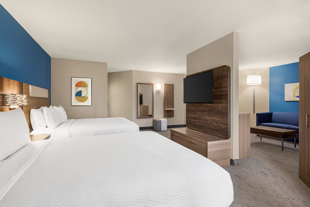 Holiday Inn Express & Suites Evansville Downtown
