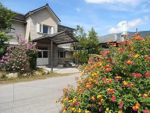 Health Life Village B&B
