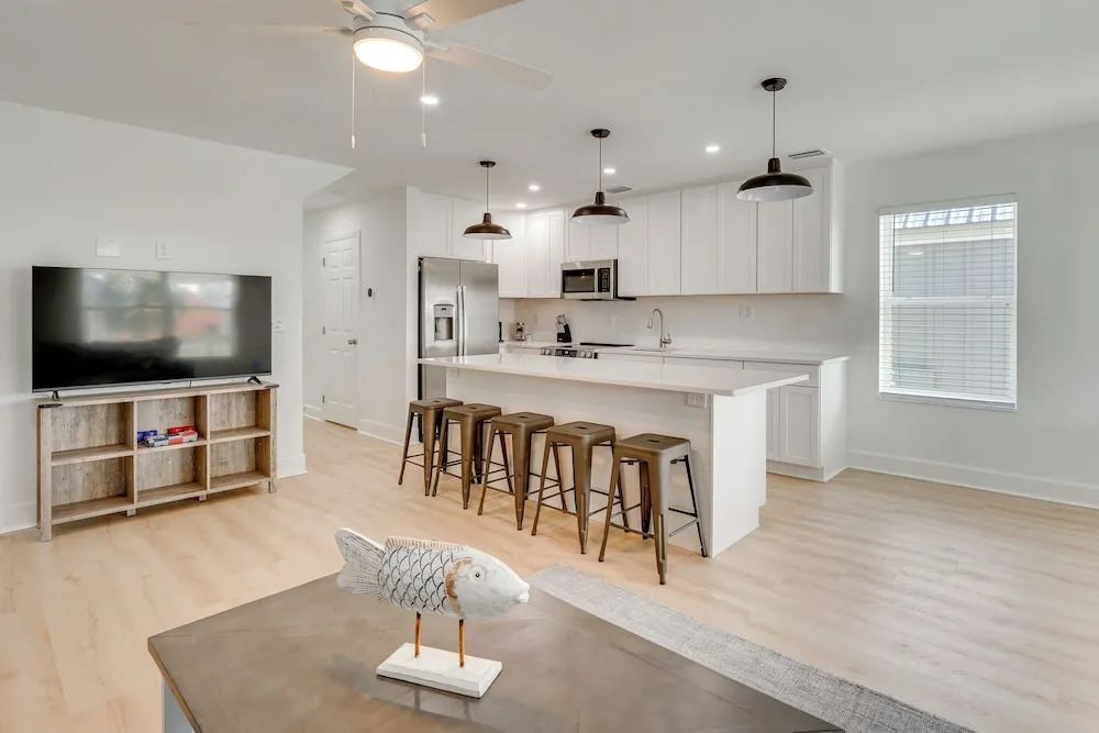 Brand New Home in Steinhatchee With Rooftop Deck