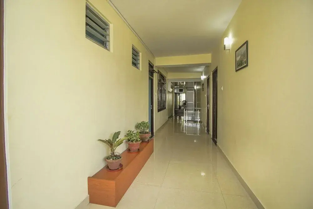 Himadri Inn By OYO Rooms