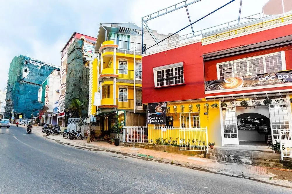 OYO 592 An Nhiên Hotel & cafe