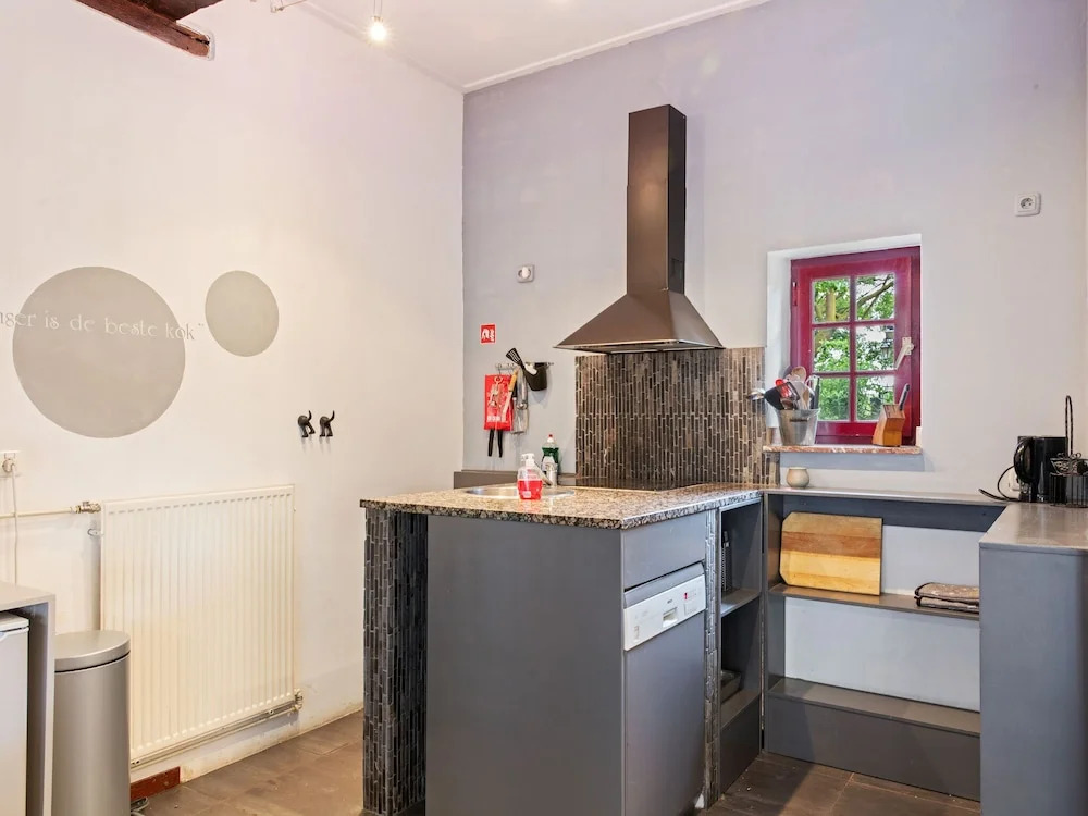 Flat in Water Mill 10 km From Maastricht