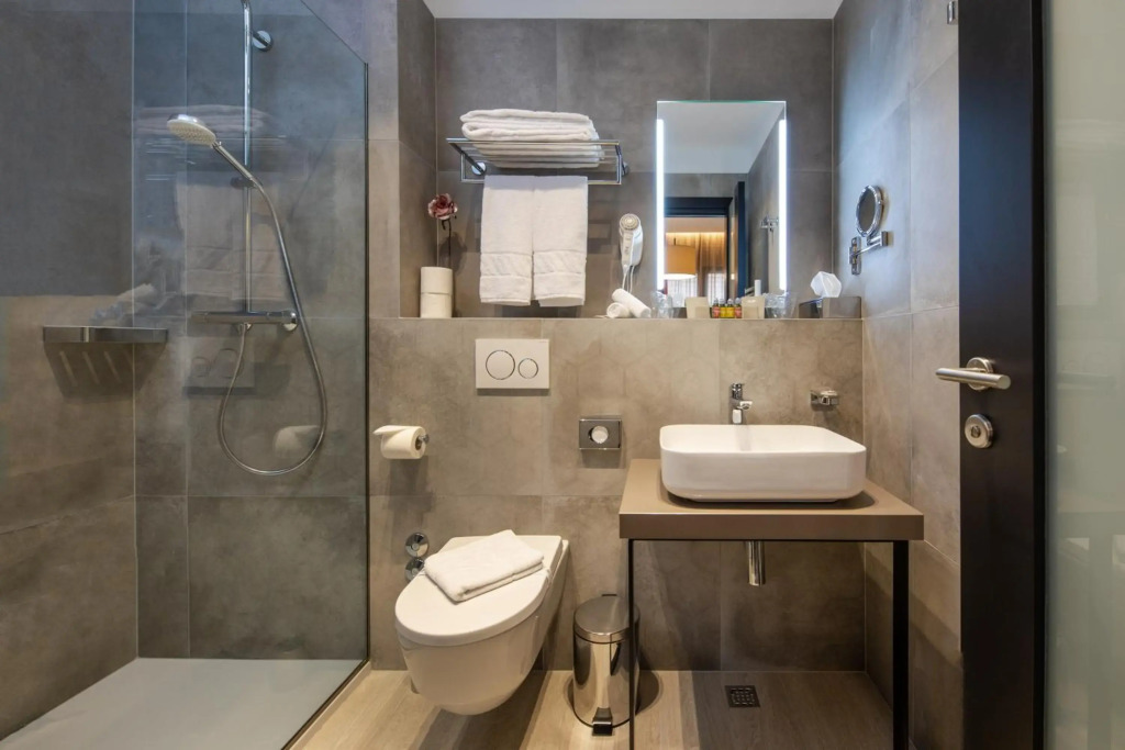Livris Hotel