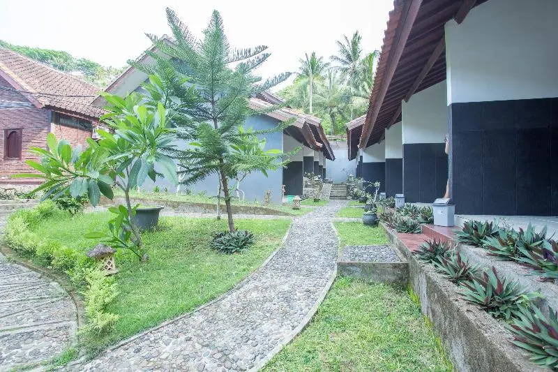 OYO 2020 Hotel Bumi Aditya