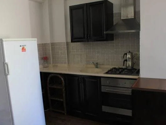 Yalcinkaya Tas Apart