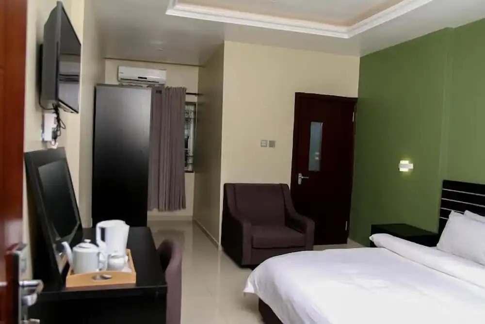 Albertville Luxury Rooms