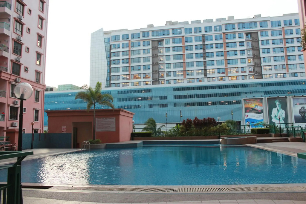 KK 5 Bedrooms Penthouse 3 Bedrooms Apartment Marina Court Resort Condominium
