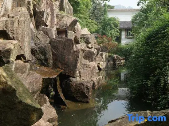 Yinying Mountain Villa