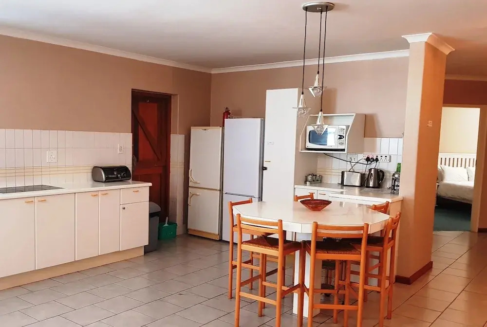 8 Vila Self catering