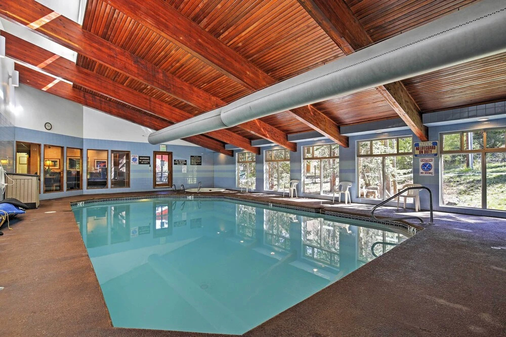 Winter Park Condo w/ Hot Tubs, 4 Mi to Ski Resort!