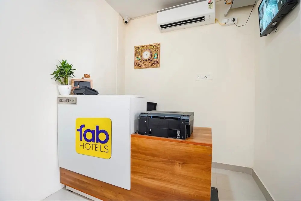 Fabhotel Paramhans Guest House