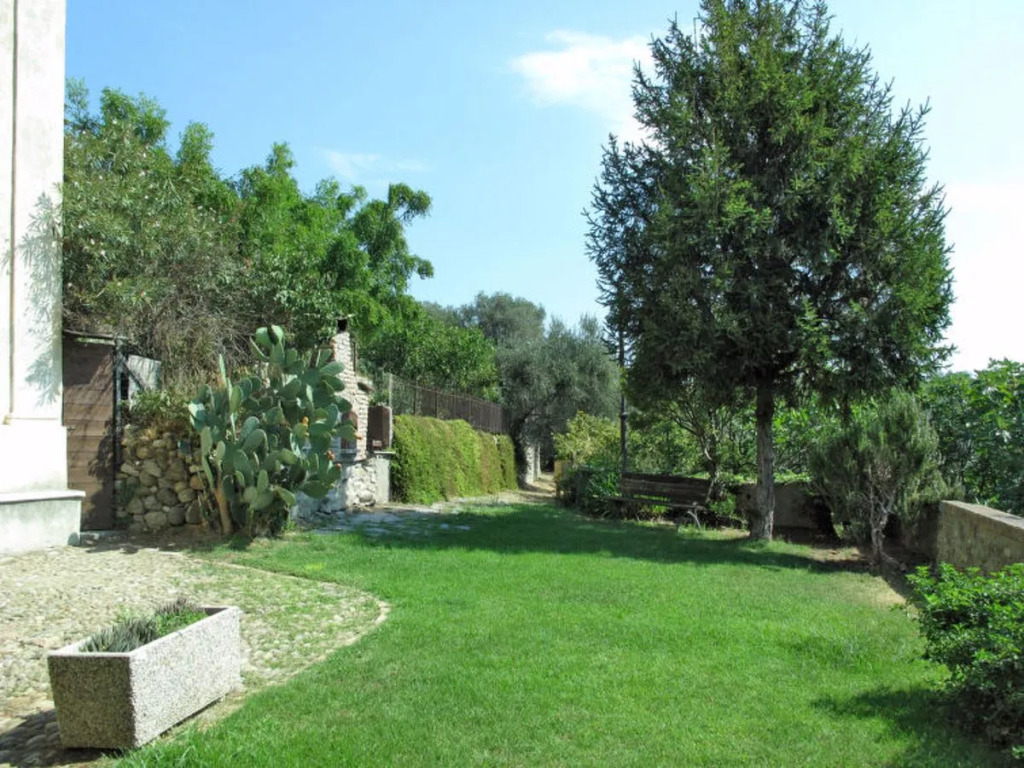 Casa Massabovi (IMP244)