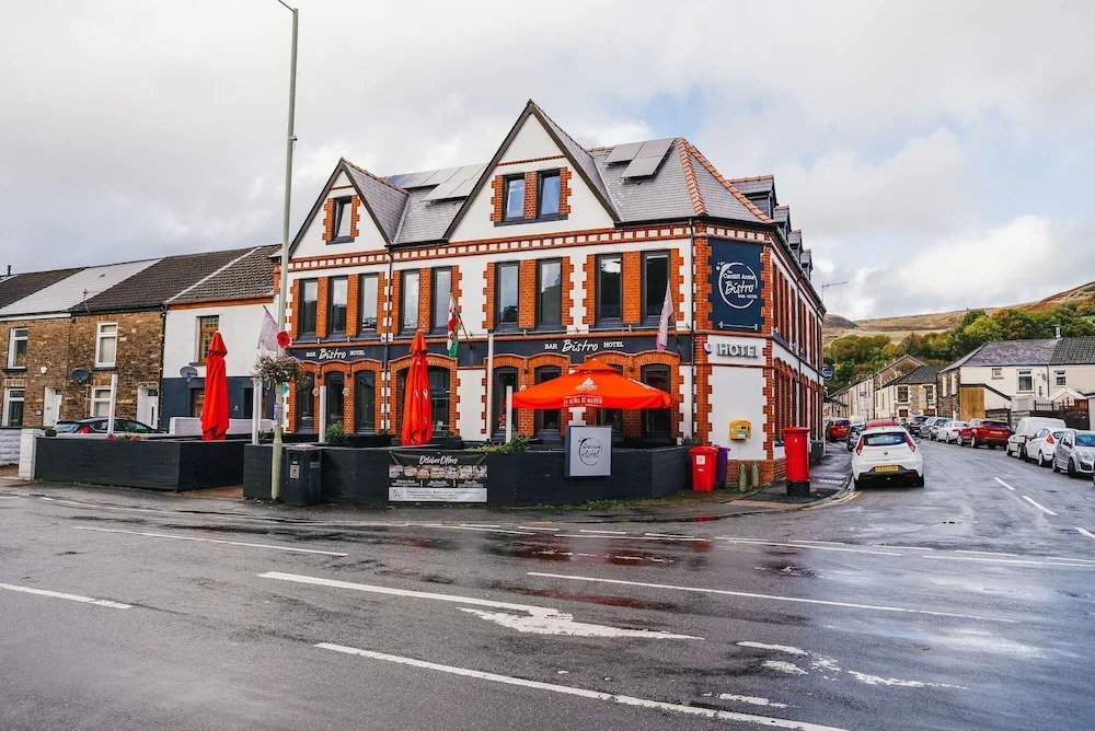 Cardiff Arms Bistro & Hotel