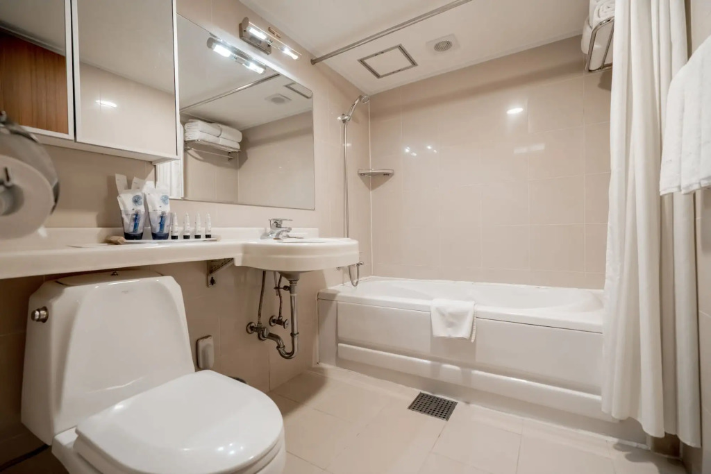Oriens Hotel & Residences Myeongdong