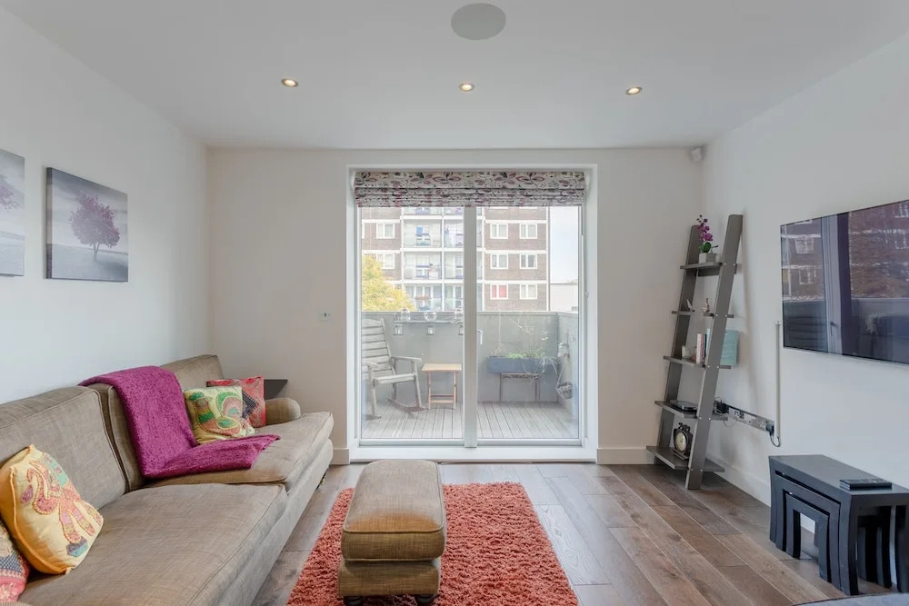 Spacious 2 Bedroom Apartment in Hackney